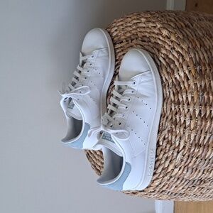 Adidas Womens Stan Smith White Leather‎ Casual/Athleisure Low Sneakers S-10